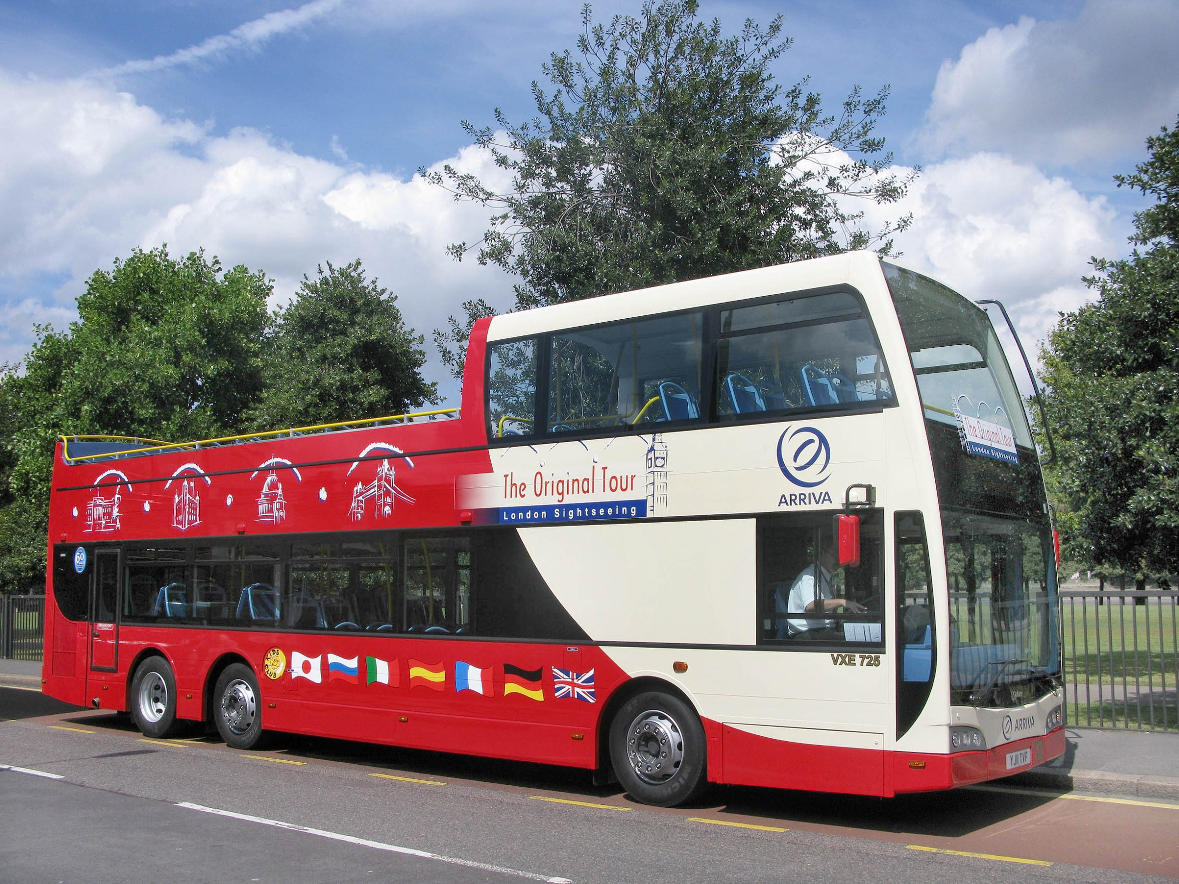 Optare Completes Delivery Of Arriva Open-toppers - Optare